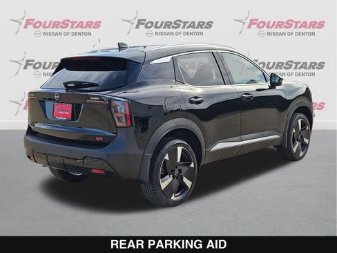 New 2026 Nissan Kicks SR FWD image 4