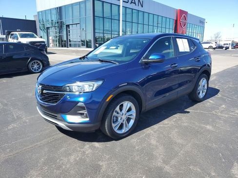Used 2022 Buick Encore GX Preferred w/ Cold Weather Comfort Package FWD image 3