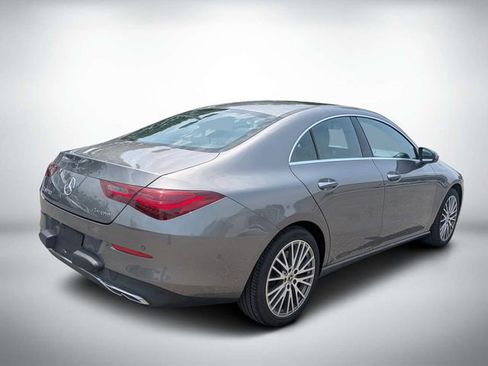Used 2025 Mercedes-Benz CLA 250 4MATIC image 3
