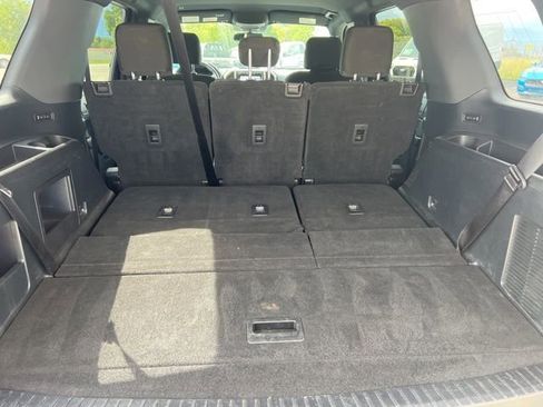 Used 2021 Ford Expedition XLT image 13