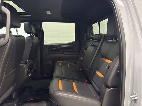 Used 2025 GMC Sierra 1500 AT4 w/ AT4 Premium Package AWD/4WD image 31