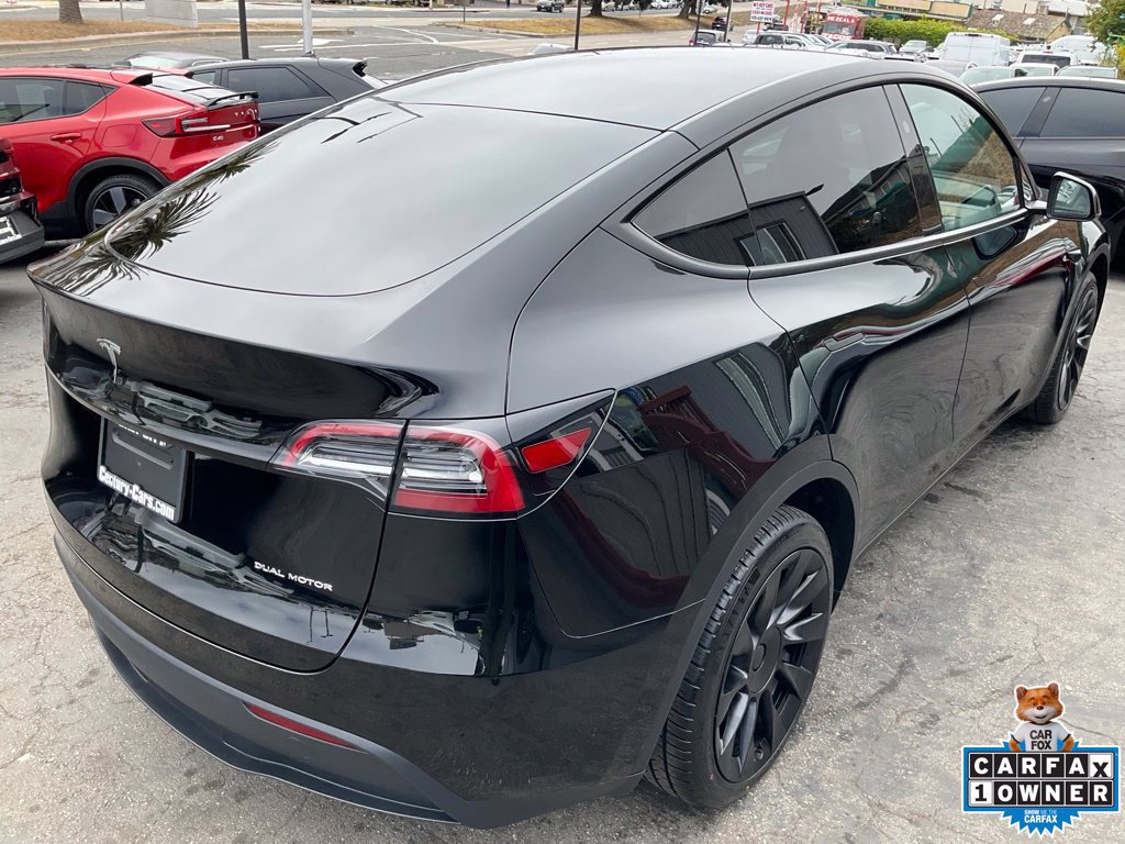 Used 2023 Tesla Model Y Long Range AWD/4WD image 95