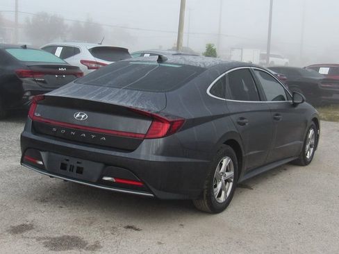 Used 2022 Hyundai Sonata SE image 3