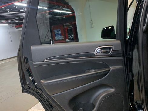 Used 2020 Jeep Grand Cherokee Limited X AWD/4WD image 38