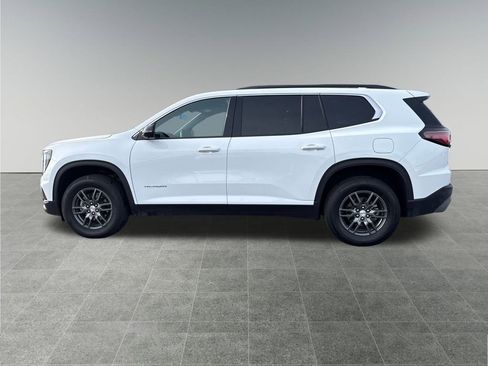 Used 2025 GMC Acadia Elevation image 2