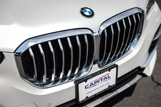 Used 2022 BMW X5 xDrive40i AWD/4WD image 10