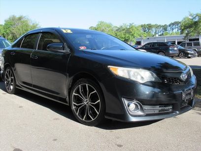 Used 2012 Toyota Camry SE w/ Leather Pkg