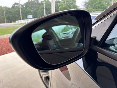 Used 2019 Honda Accord EX image 31
