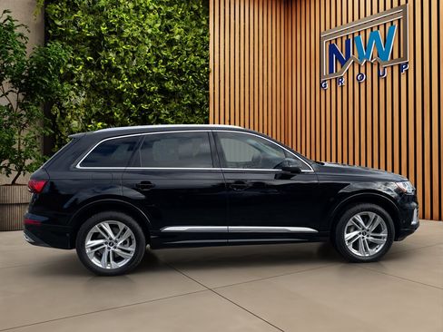 Used 2021 Audi Q7 3.0T Premium Plus AWD/4WD image 38