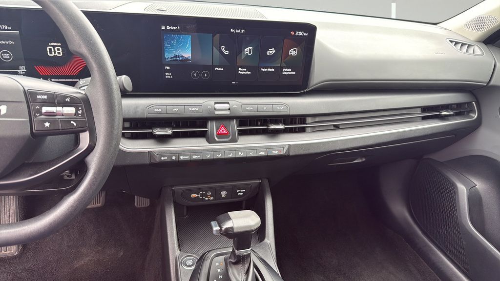 Used 2025 Kia K4 FWD image 23