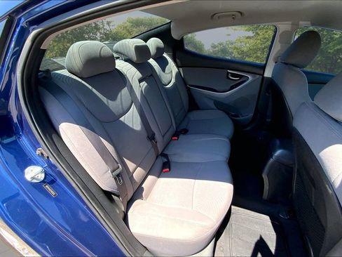 Used 2015 Hyundai Elantra SE FWD image 22