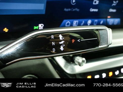 Used 2024 Cadillac Lyriq Sport AWD/4WD image 17