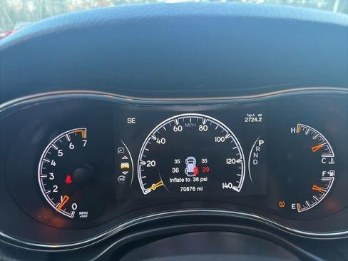 Used 2021 Jeep Grand Cherokee Limited image 21