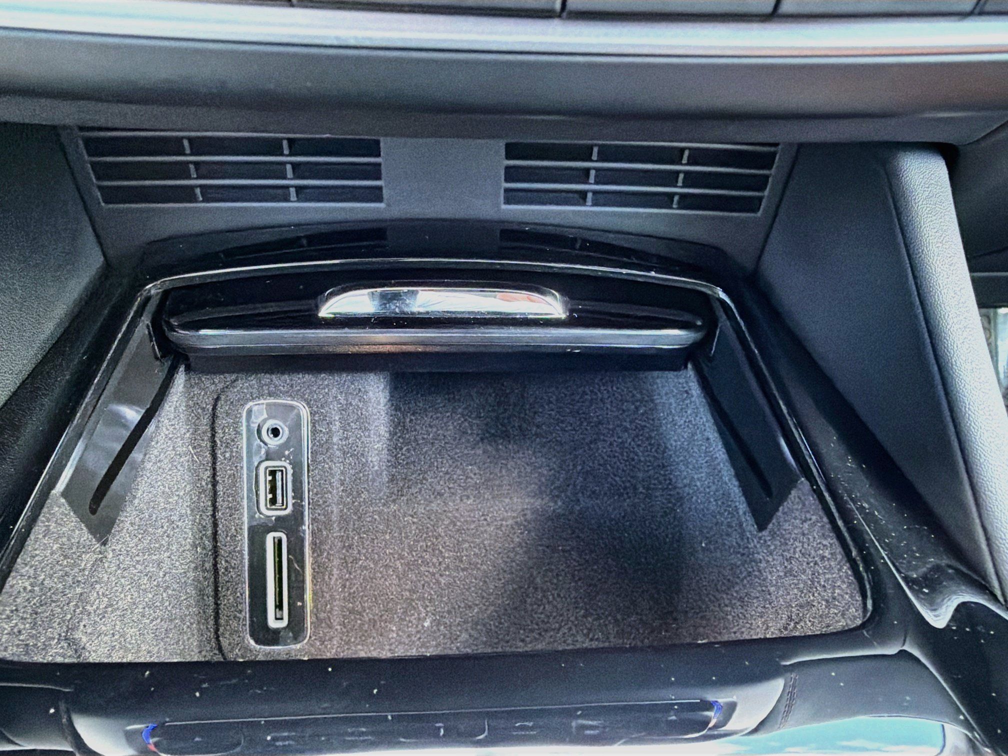 Certified 2022 Maserati Levante Modena AWD/4WD image 31