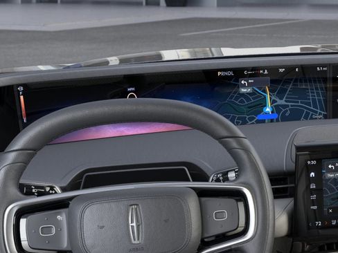 New 2026 Lincoln Nautilus Premier image 13