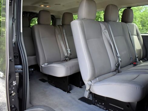 Used 2016 Nissan NV 3500 SV w/ SV Technology Package image 39