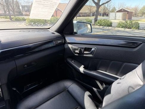 Used 2013 Mercedes-Benz E 350 4MATIC Sedan w/ Premium 1 Pkg image 19