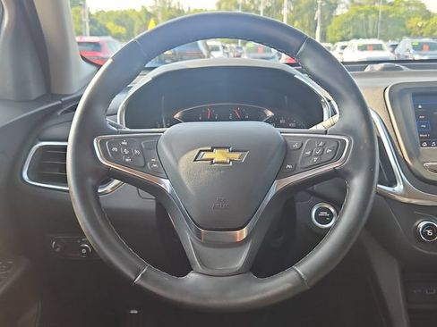 Used 2024 Chevrolet Equinox LT FWD image 14