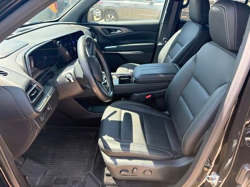 Used 2024 Chevrolet Traverse LT w/ LPO, Floor Liner Package AWD/4WD image 23