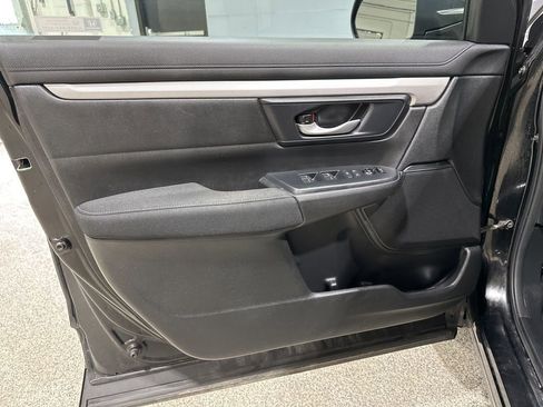 Used 2019 Honda CR-V LX image 11