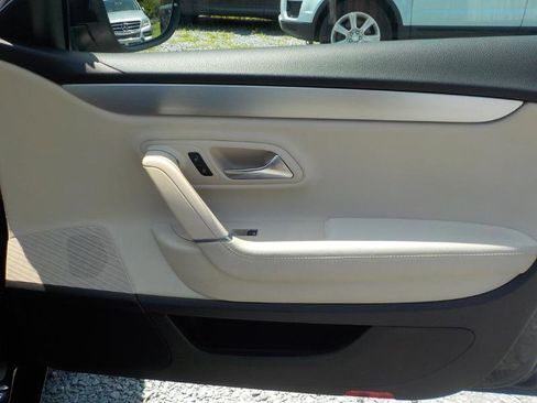 Used 2012 Volkswagen CC Lux image 23