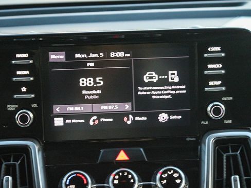 Used 2023 Kia Sorento LX image 15