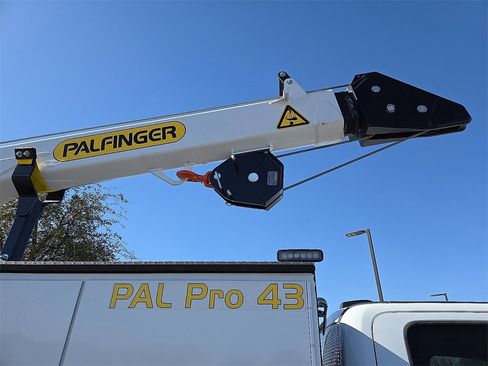 New 2025 Ford F550 XL w/ XL Chrome Package image 8