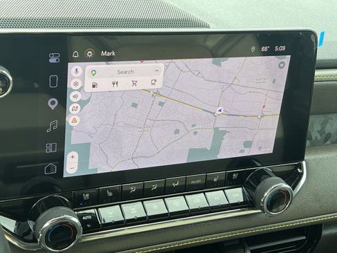 Used 2025 Chevrolet Colorado ZR2 w/ Midnight Edition image 14