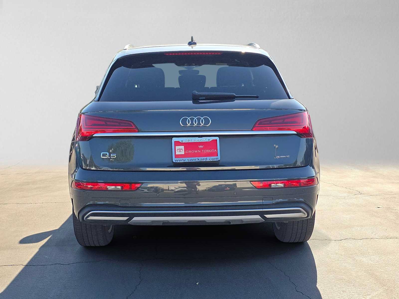 Used 2023 Audi Q5 2.0T Premium Plus w/ Premium Plus Package AWD/4WD image 4