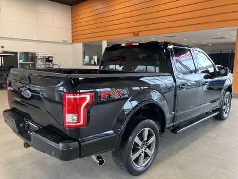 Used 2017 Ford F150 XLT w/ Equipment Group 302A Luxury image 5