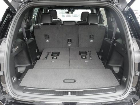 New 2025 Jeep Grand Cherokee L Altitude image 13