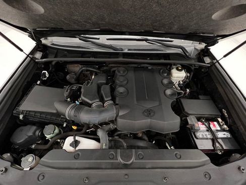 Used 2019 Toyota 4Runner SR5 Premium AWD/4WD image 26