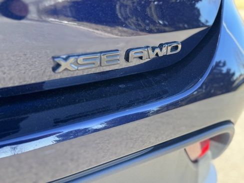 Certified 2022 Toyota Highlander XSE image 47