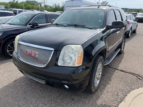 Used 2012 GMC Yukon Denali AWD/4WD image 4