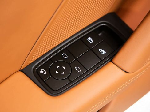 New 2026 Porsche 911 Carrera 4S image 18