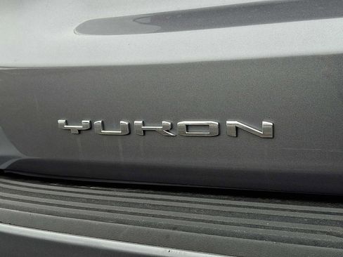 Used 2021 GMC Yukon SLT w/ SLT Luxury Plus Package image 33
