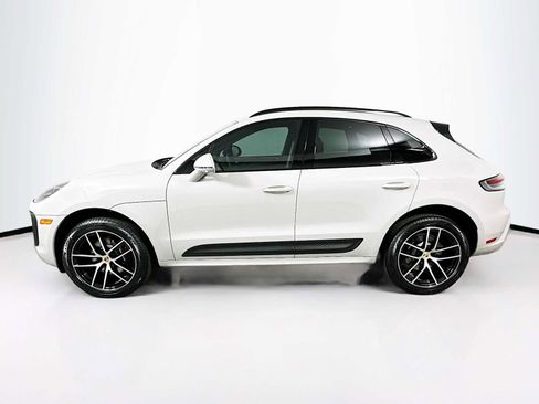 New 2026 Porsche Macan image 2
