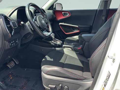 Used 2020 Kia Soul GT-Line Turbo FWD image 10