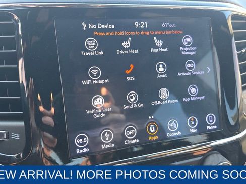 Used 2019 Jeep Grand Cherokee Limited image 18