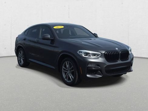 Used 2021 BMW X4 M40i w/ Executive Package AWD/4WD image 3