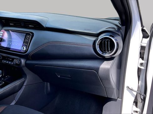 Used 2024 Nissan Kicks SR FWD image 18