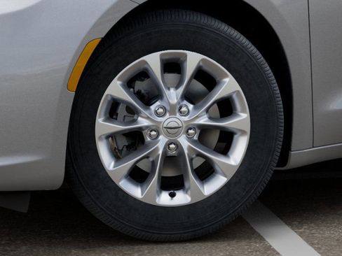 New 2026 Chrysler Pacifica Limited FWD image 8