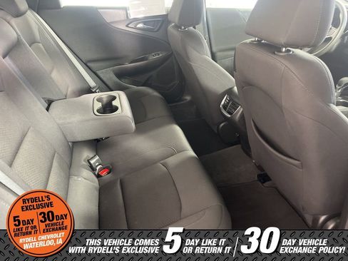 Used 2023 Chevrolet Malibu LT FWD image 16