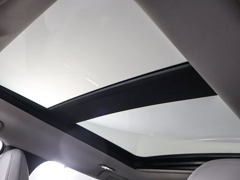 New 2025 Mitsubishi Outlander SEL image 24