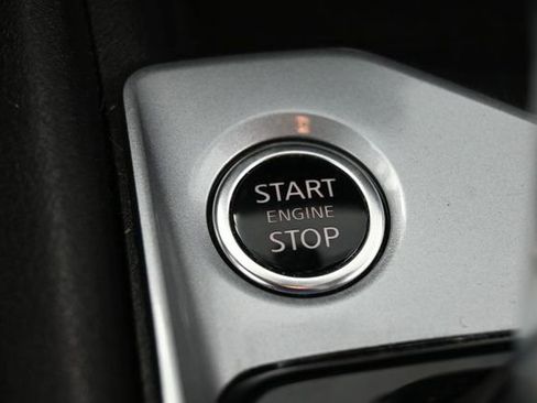 Used 2025 Nissan Altima 2.5 SV FWD image 24