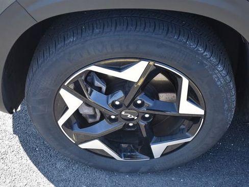 Used 2024 Kia Seltos EX AWD/4WD image 13