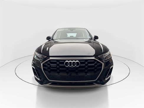 Certified 2025 Audi Q5 2.0T Premium Plus w/ Premium Plus Package image 3