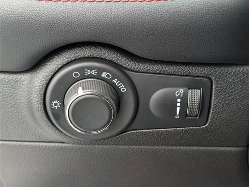 Used 2023 Dodge Durango GT image 22