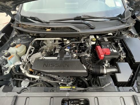 Used 2024 Nissan Rogue S image 26