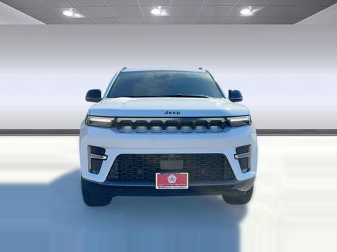 New 2026 Jeep Grand Wagoneer image 6